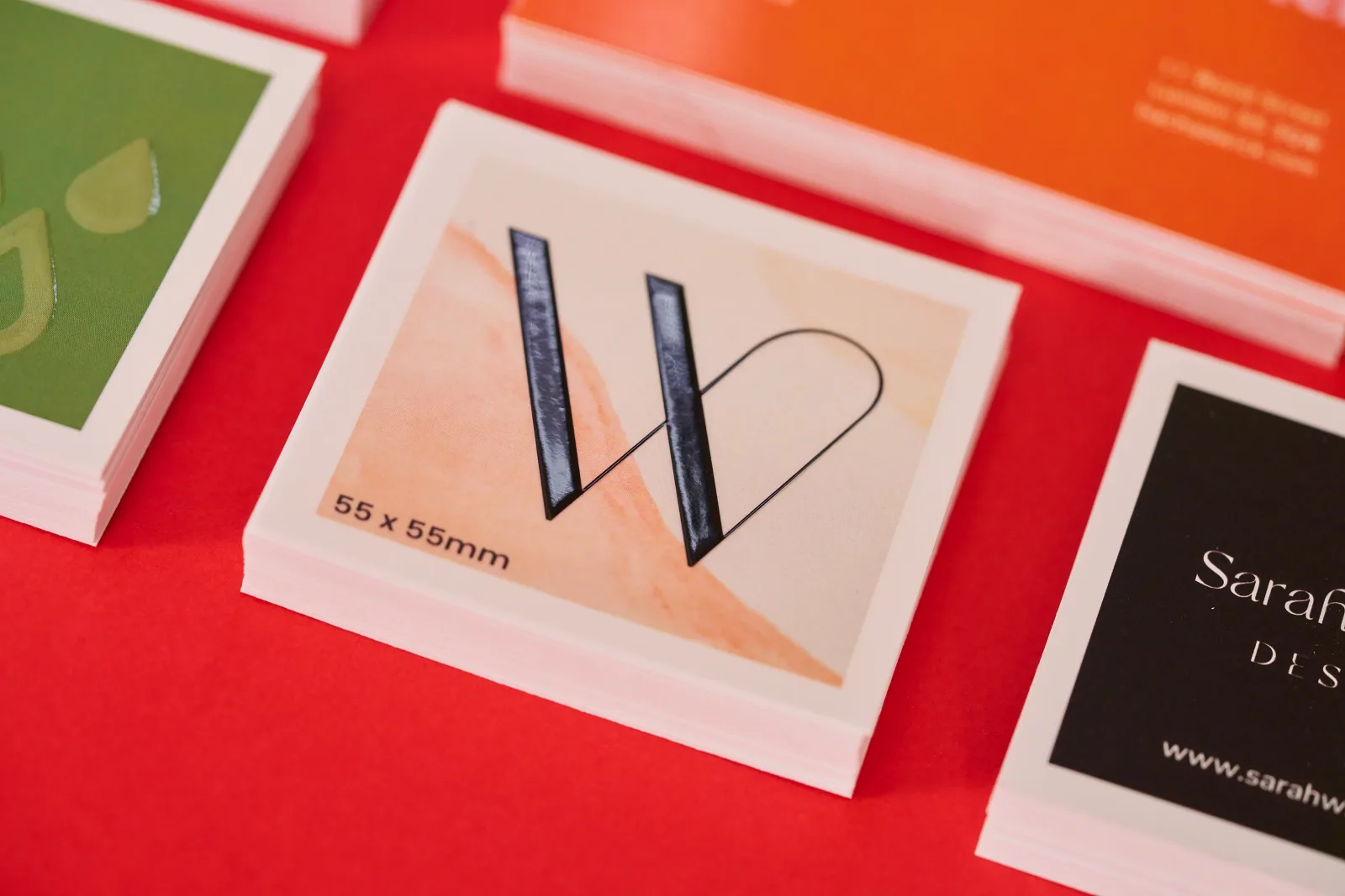 Spot UV Business Cards – view 3